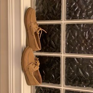 Size 8 1/2 Sperry Top-Sider, all nude!